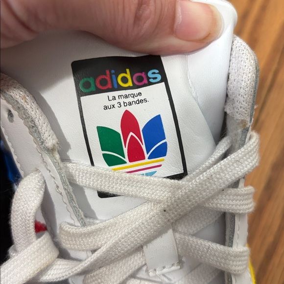 Adidas Superstar "J" Colorful Stripes Cloud White Sneaker Men's size 5 Women 6.5 - Picture 15 of 16